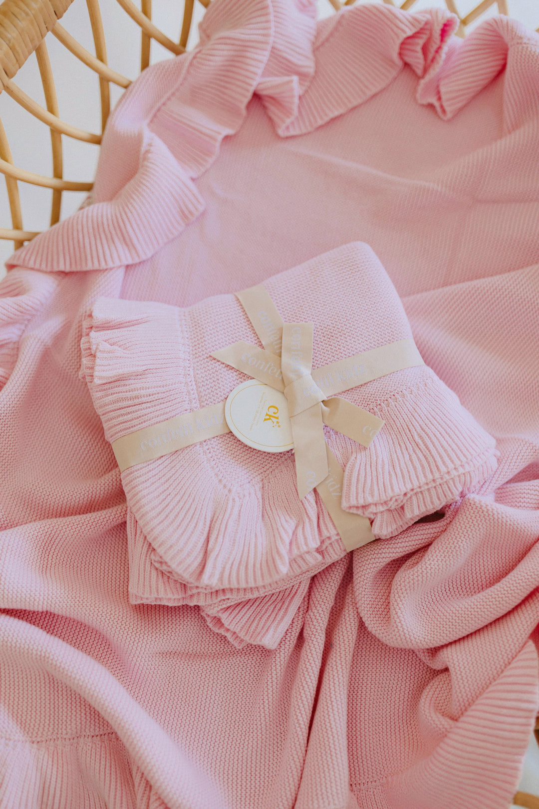 Frilly Knit Blanket | Soft Pink