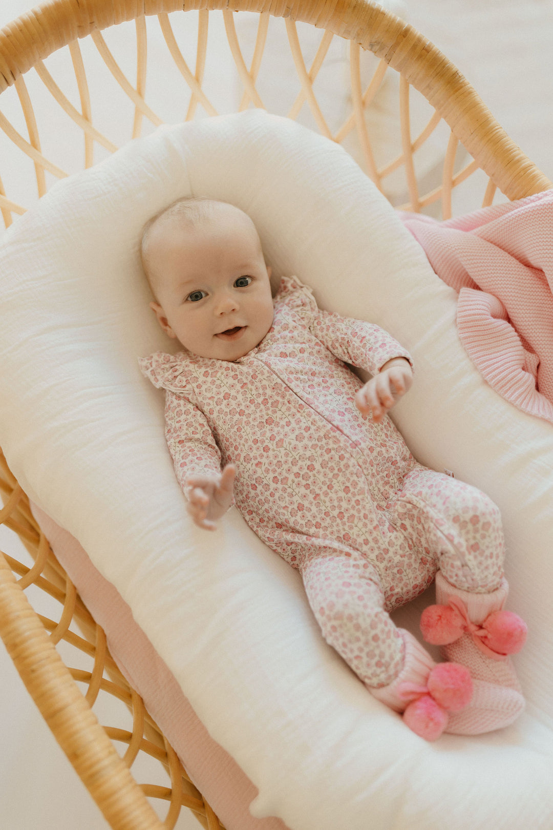 Baby Knit Booties | Pink Poms